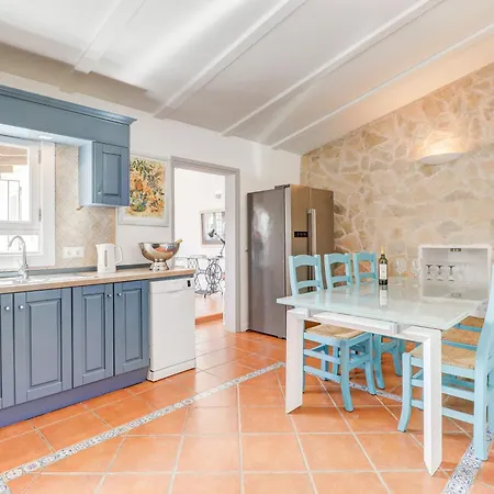 Majoran Family With Pools, Jacuzzi And Gym In *
