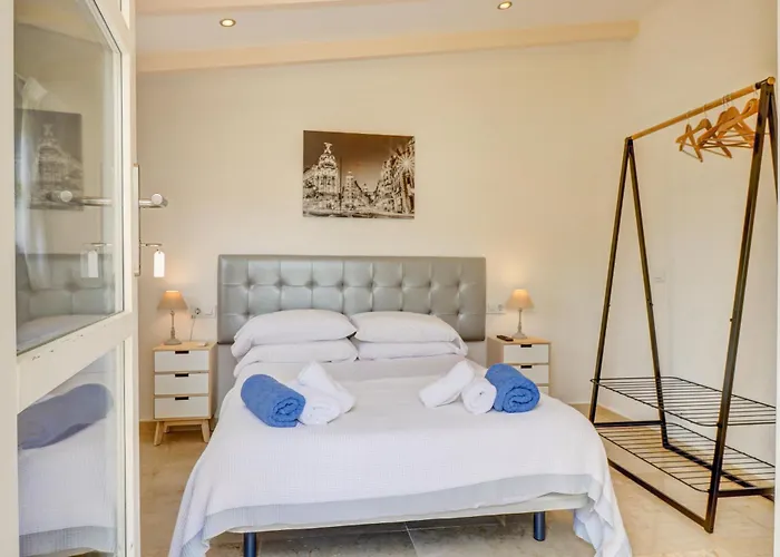 Сasa de vacaciones Majoran Family With Pools, Jacuzzi And Gym In *