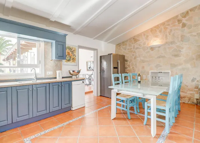 Majoran Family With Pools, Jacuzzi And Gym In *