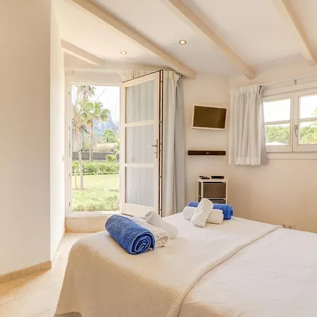 Dom wakacyjny Majoran Family With Pools, Jacuzzi&gym In Pollensa