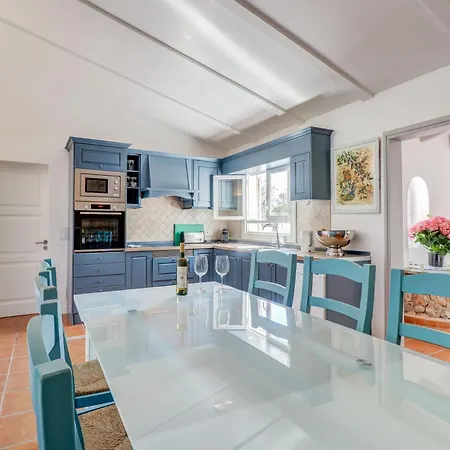 Con Colom Holiday home