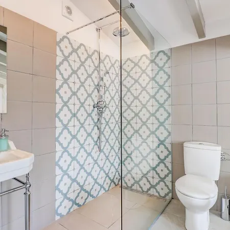 Majoran Family With Pools, Jacuzzi And Gym In Semesterbostad *