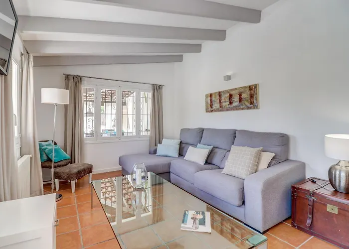 Majoran Family With Pools, Jacuzzi&gym In Pollensa