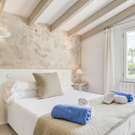 Majoran Family With Pools, Jacuzzi And Gym In Сasa de vacaciones Pollensa