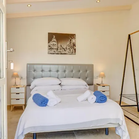 Сasa de vacaciones Majoran Family With Pools, Jacuzzi And Gym In *